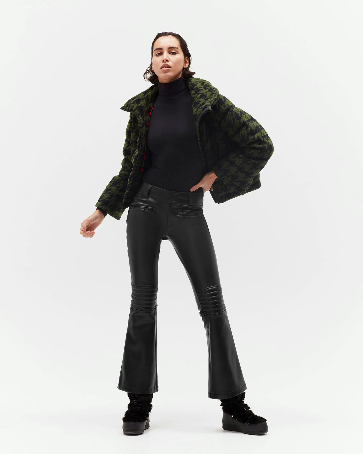 Black (Faux Leather)