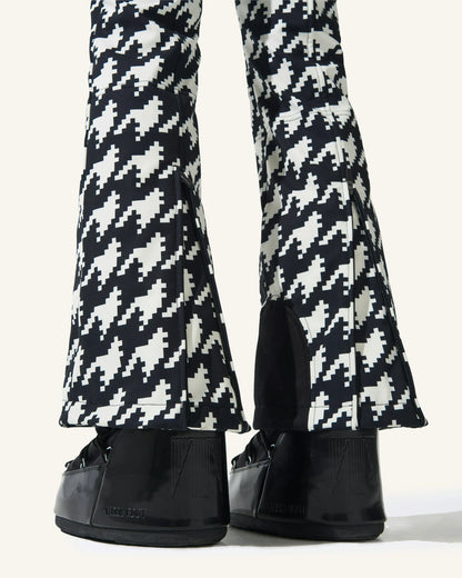 Black & White - Houndstooth Print